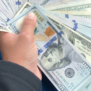 Meet your Posher, Christian